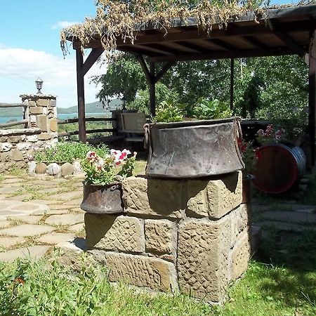 T'Asprolithia Vila Kalývia Fylaktís Exterior foto